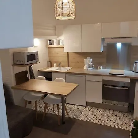 Appartement Beau Avec Separee A 100m De La Gare